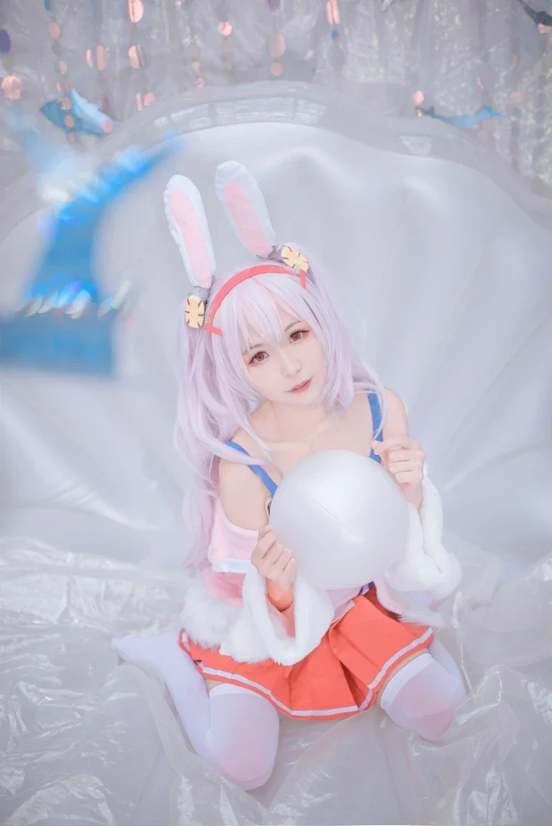 Hình khoe hàng cosplay mông căng hút hồn