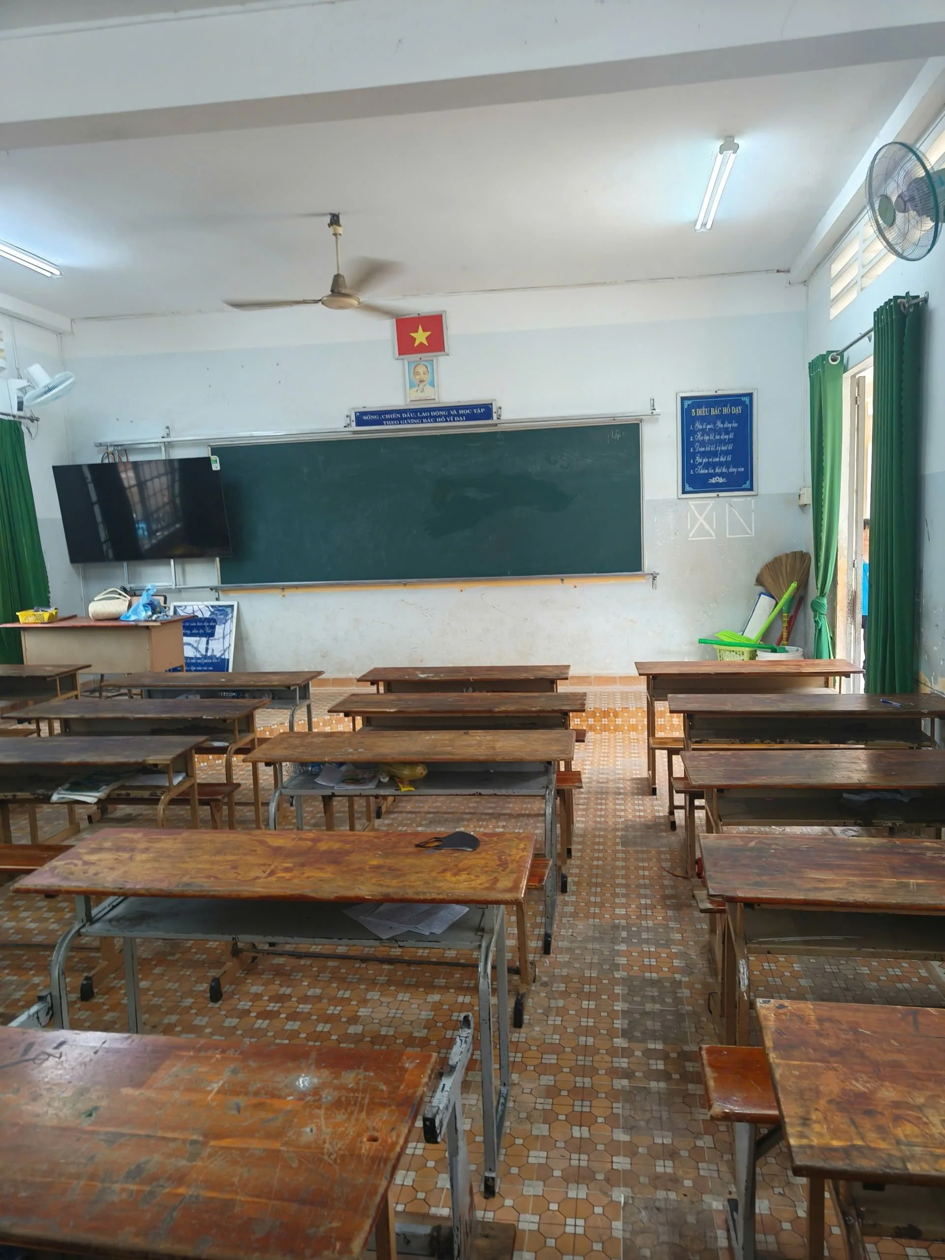 Ảnh Lớp Học