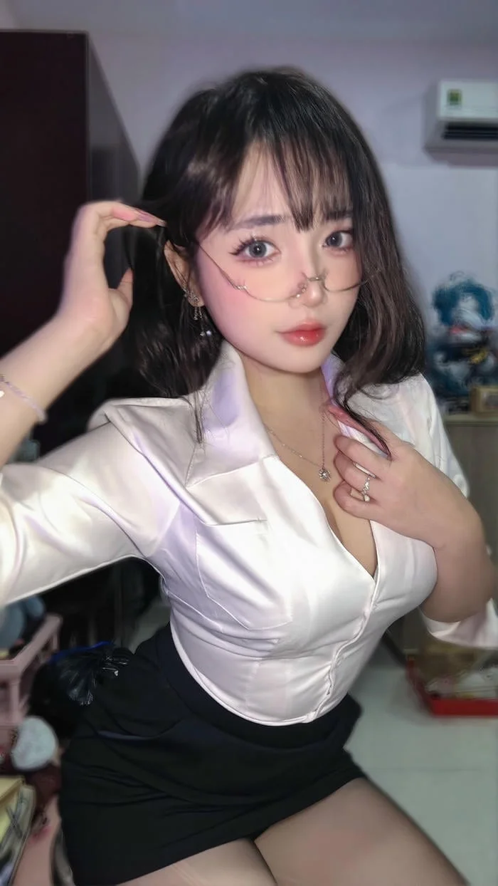 ảnh gái xinh việt nam nụ cười tự nhiên