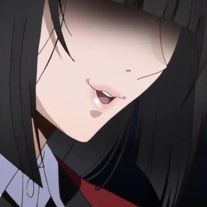 hình cận môi anime